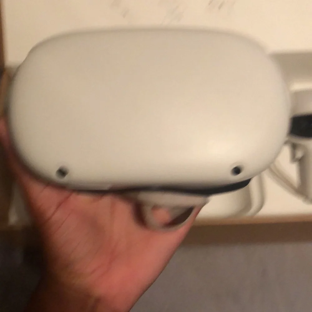 Oculus Quest 2 (Vr Headset)